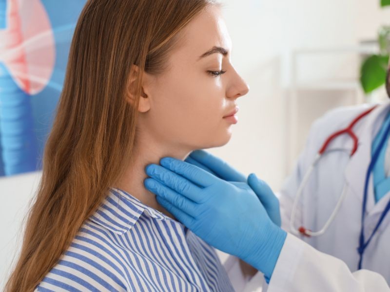 Cansaço Excessivo, Queda de Cabelo e Unhas Fracas: Pode ser a sua Tireoide?