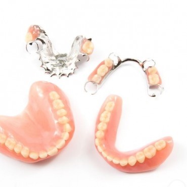 Prótese Dentária em São Tomé